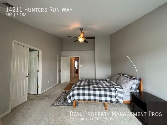 Building Photo - 14211 Hunters Run Way