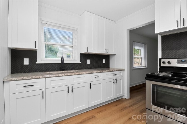 Building Photo - 1444 Anderson St