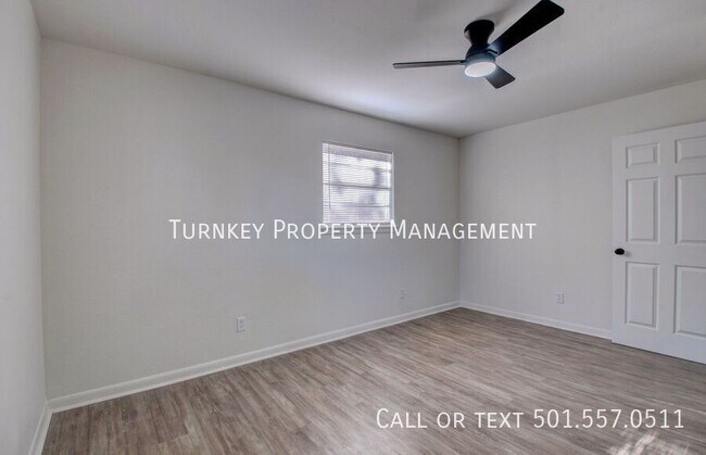 Building Photo - 5821 Freeland Dr