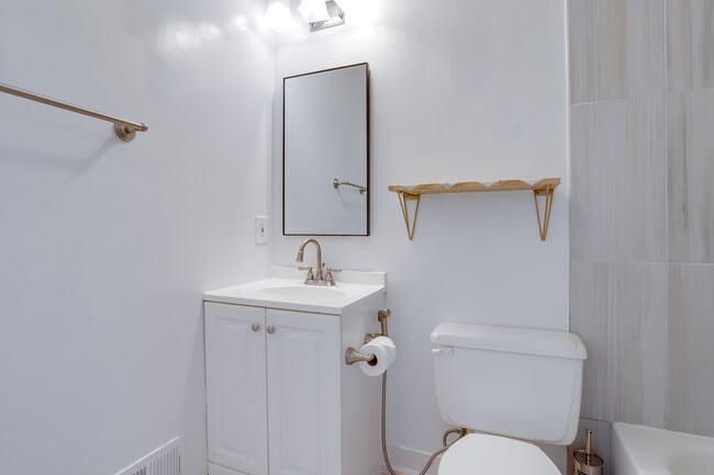 Building Photo - 5312 Anchor Ct