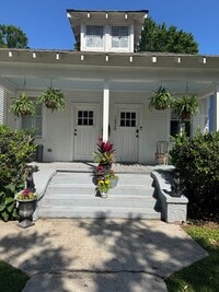 Building Photo - 5BD House Uptown