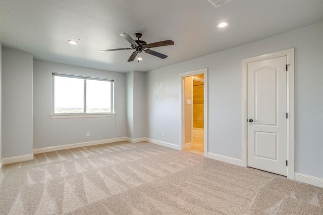 Building Photo - 1600 Oak Ridge Estates