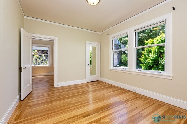 Building Photo - Pacific Heights: Remodeled Single Family H...