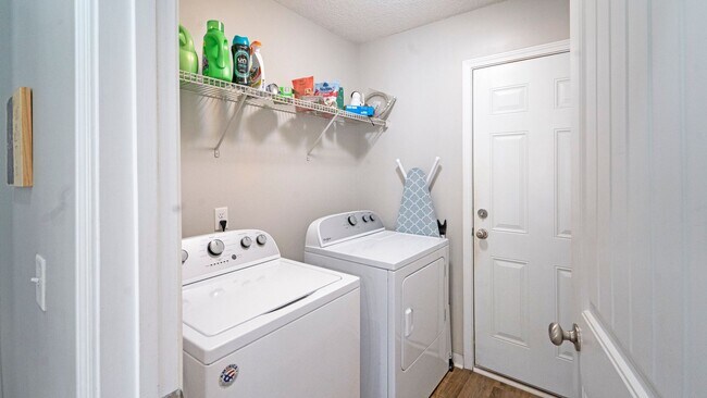 Building Photo - Savannah Sweetwater Station 3-Bed Home with Patio & Large Yard