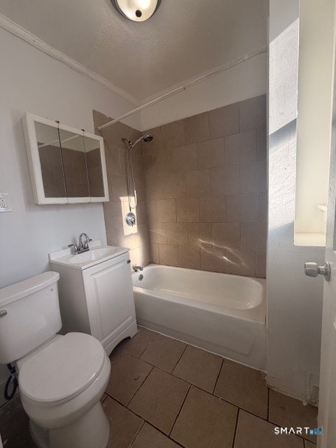 Building Photo - 310 W Division St