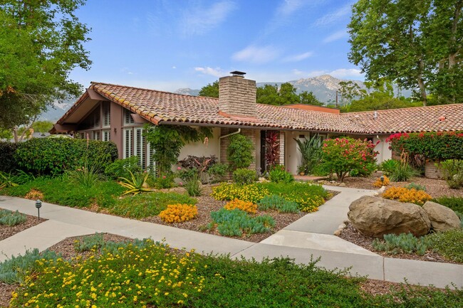 Primary Photo - Welcome to Villa Miradero North, a stunnin...