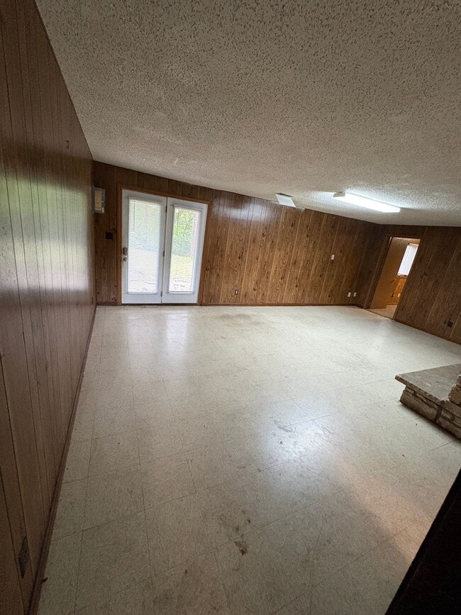 Building Photo - 828 Dondee Dr