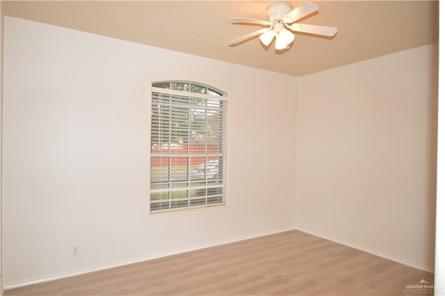 Building Photo - 4509 Santa Lydia St