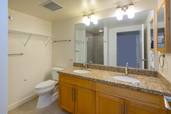 Building Photo - High Floor - Ocean and City Views - Keola ...