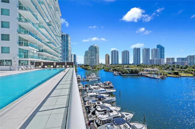 Building Photo - 400 Sunny Isles Blvd