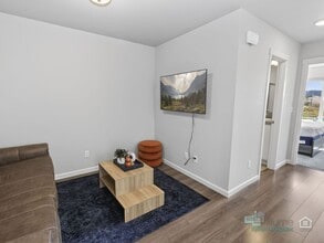 Building Photo - 1-MONTH FREE SPECIAL! Beautiful & Cozy 1BR in Hillsboro