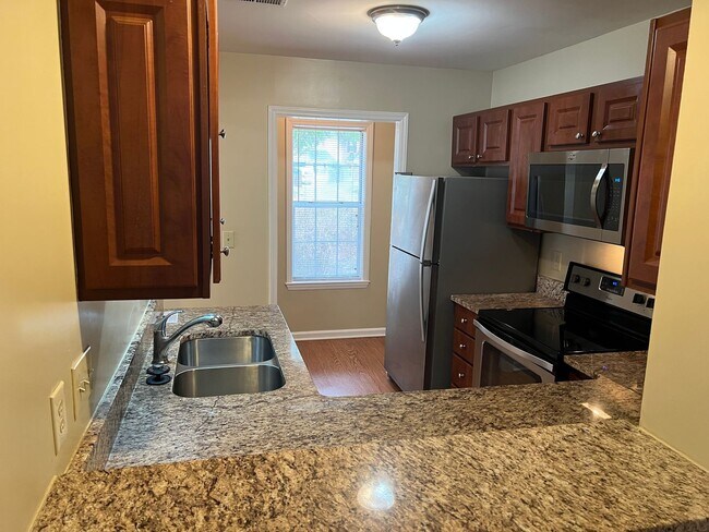 Building Photo - 6611-7227 Bevington Duplex