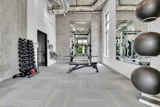 Building Photo - $1,495.00 - 1 Bed, 1 Bath Condo with In Unit Laundry in Secured Building!