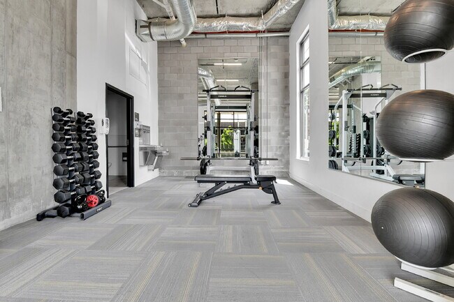 Building Photo - $1,540.95 - 1 Bed, 1 Bath Condo with In Unit Laundry in a Secured Building with an Elevator!