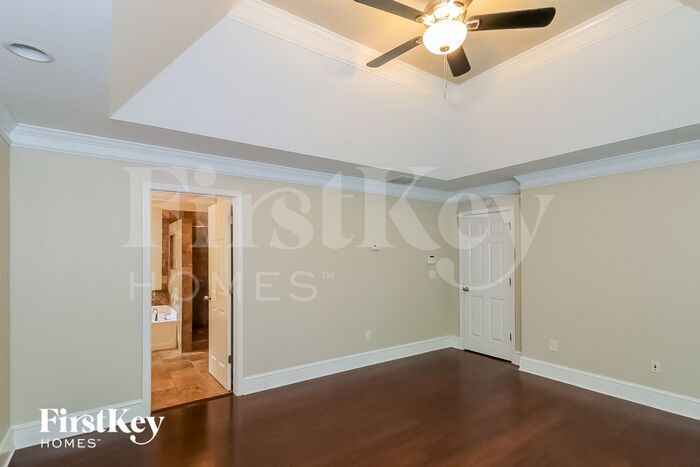 Building Photo - 605 Homestead Dr