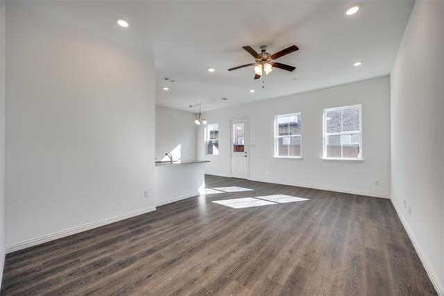 Building Photo - 2402 Ash Ln