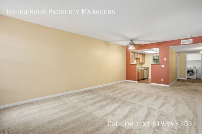 Building Photo - 12063 Alta Carmel Ct