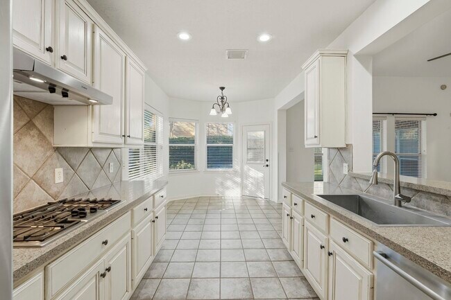 Building Photo - 3014 Northshire Ct