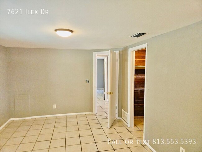 Building Photo - 7621 Ilex Dr