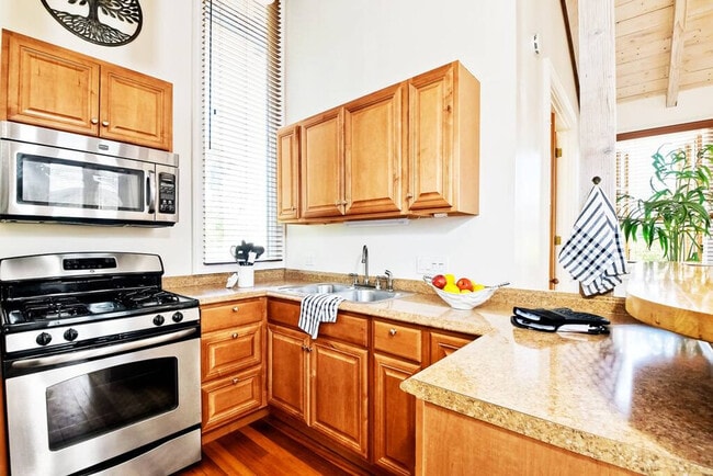 Building Photo - 1445-47 Neptune Ave