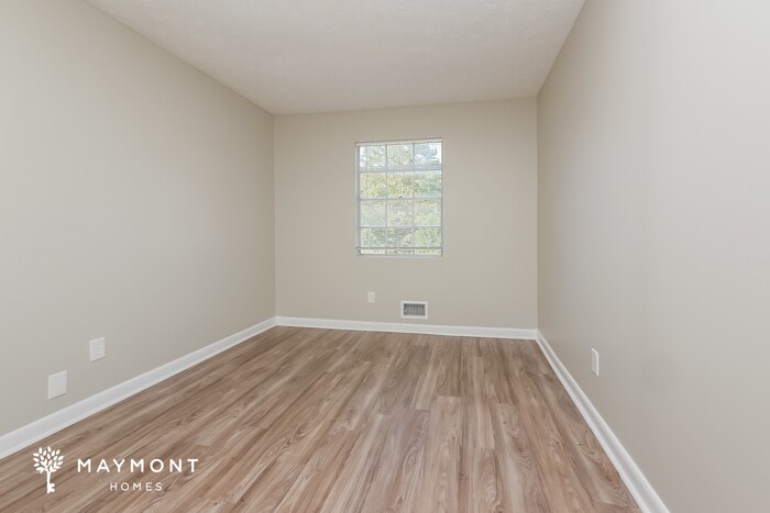 Building Photo - 6292 Wellington Dr