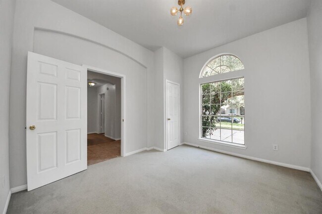 Building Photo - 21106 Brookrock Cir