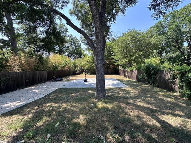 Building Photo - 2903 Carpenter Ave