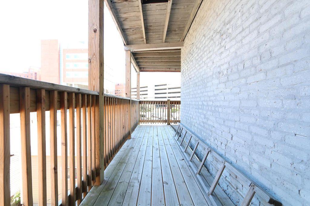 Building Photo - 2143 W Bowler St