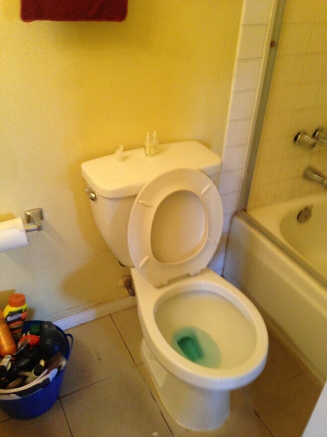 Building Photo - Beautiful 3 bedroom home in Lancaster