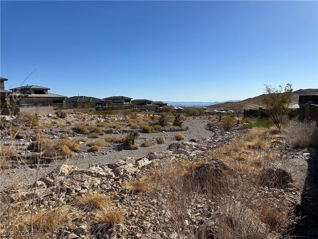 Building Photo - 12488 Primrose Grove Ln
