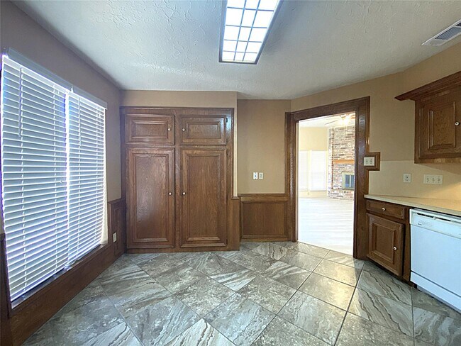 Building Photo - 9515 Hendon Ln