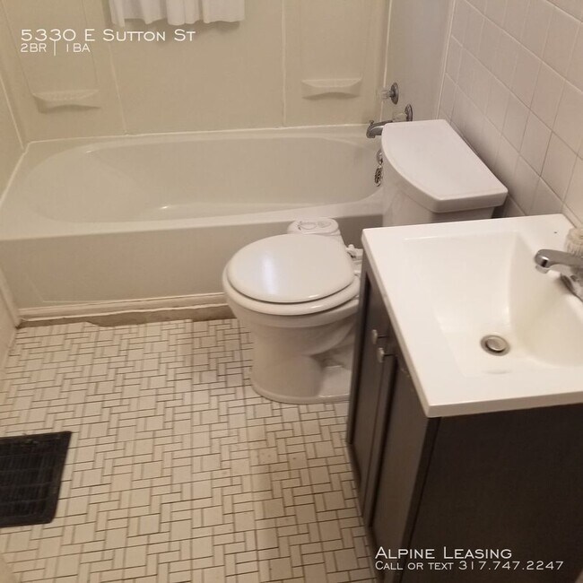 Building Photo - 5330 E Sutton St