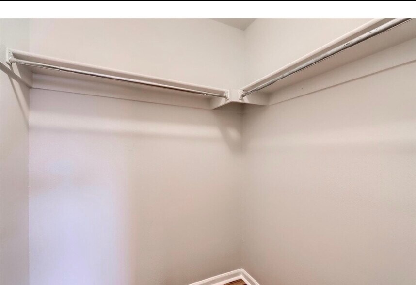 Building Photo - 4571 S Hannibal St