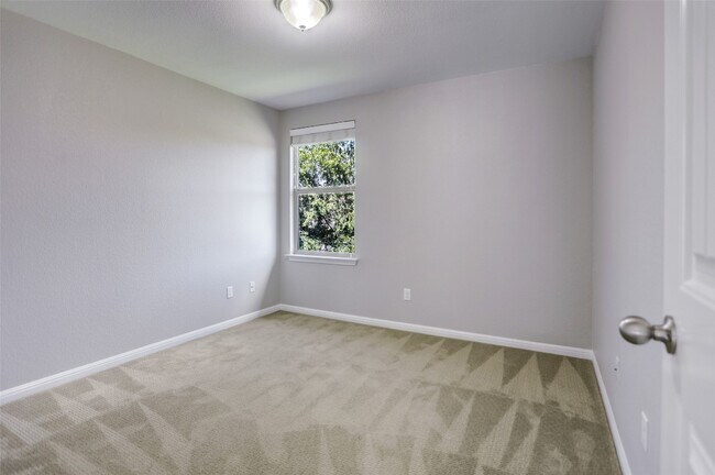 Building Photo - 12504 Ellen Ct