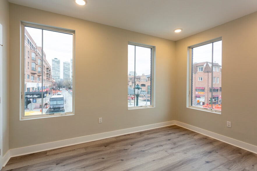 Building Photo - 200 South St