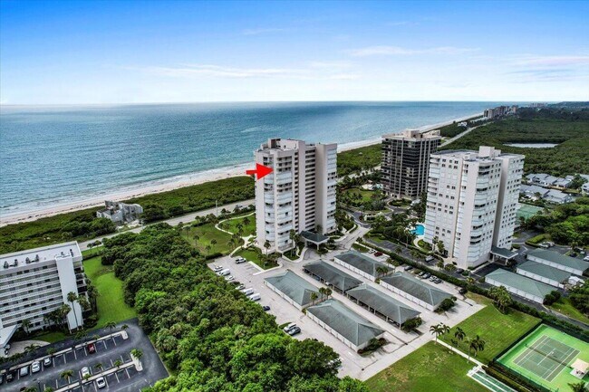 Building Photo - 5051 N Hwy A1A