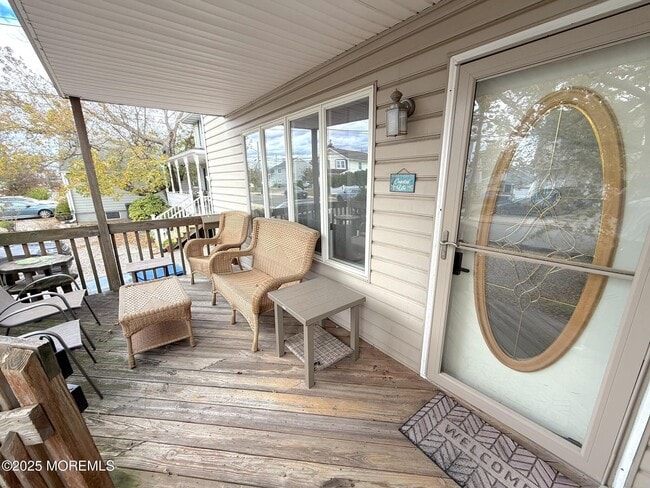 Building Photo - 106 Trinidad Ave