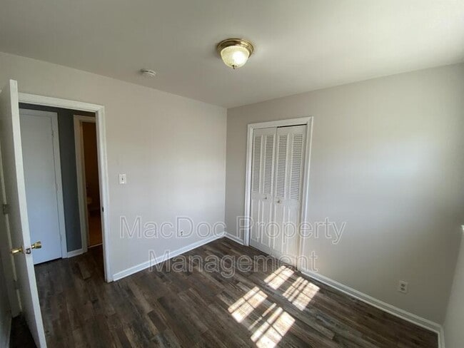 Building Photo - 155 Longstreet Ave
