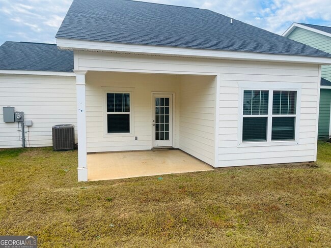 Building Photo - 110 Lenox Cir