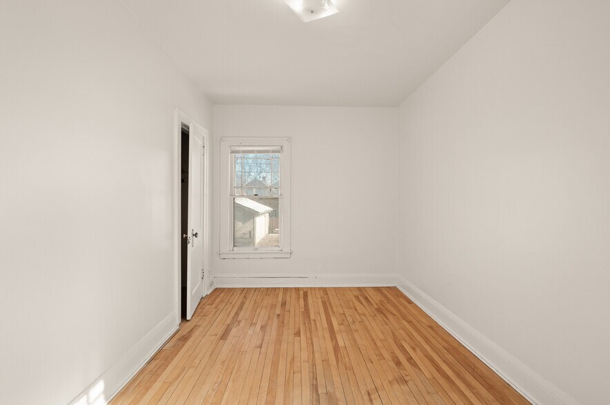 Building Photo - 3535 Lyndale Ave S