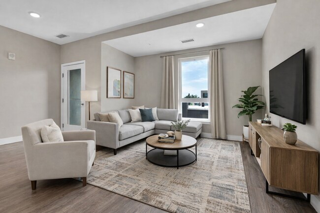 Building Photo - $1,390.95 - 1 Bed, 1 Bath Condo with In Unit Laundry in a Secured Building with an Elevator!