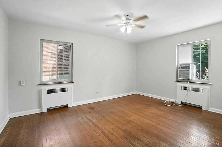 Building Photo - 6256 Rogers Park Pl