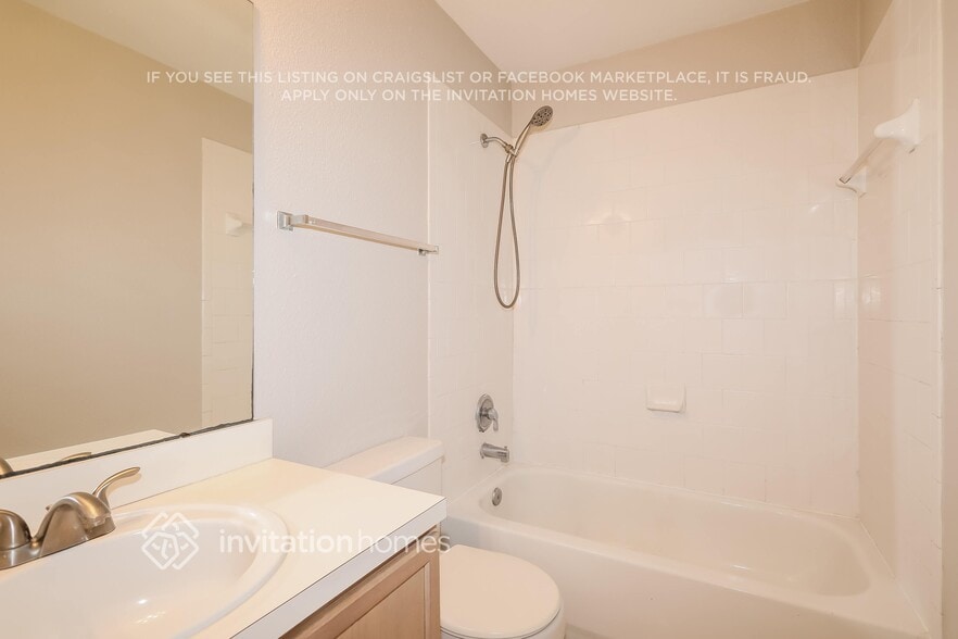 Building Photo - 17326 Turquoise Stream Dr