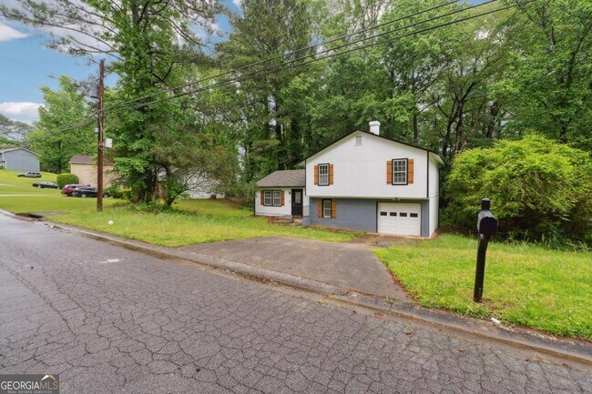 Primary Photo - 4326 Dogwood Farms Dr