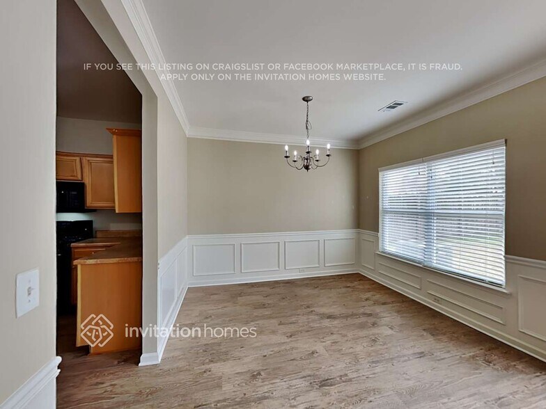 Building Photo - 4120 Arch Pass