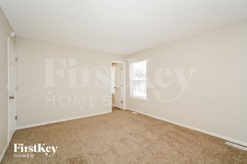 Building Photo - 2685 Creekstone Ct