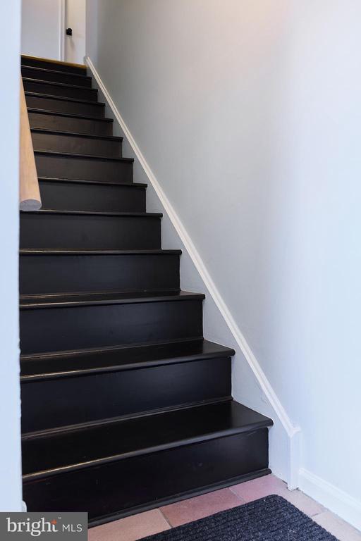 Building Photo - 737 Timber Ln