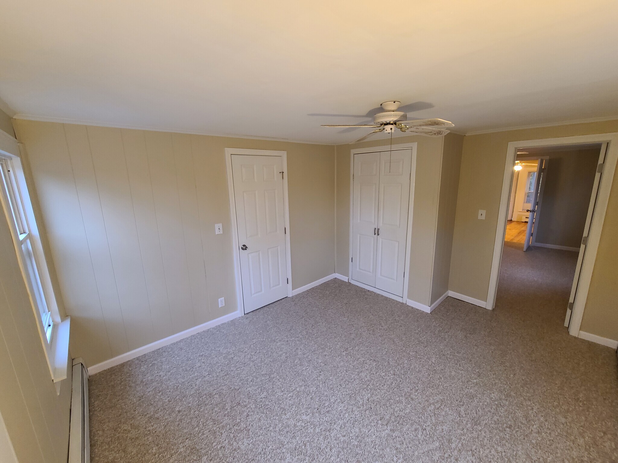 Building Photo - 143 Derby Ave