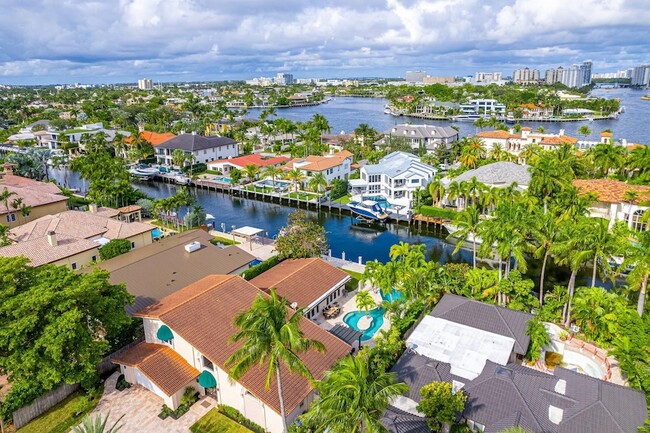 Building Photo - 2519 Barcelona Dr