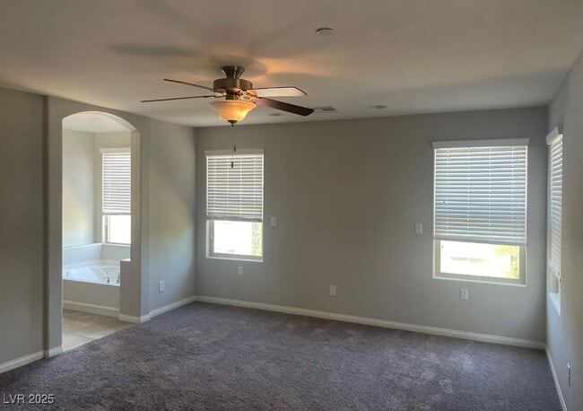 Building Photo - 2240 Sky Island Dr